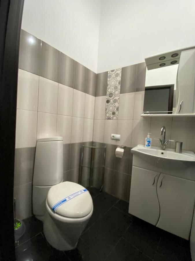 Opera Apart Hotel Kyiv Exterior photo